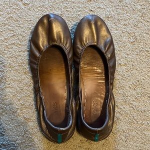 Well loved Bronze Tieks